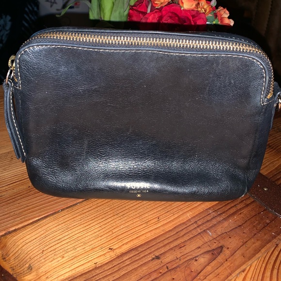 Fossil Purse - Picture 2 of 8